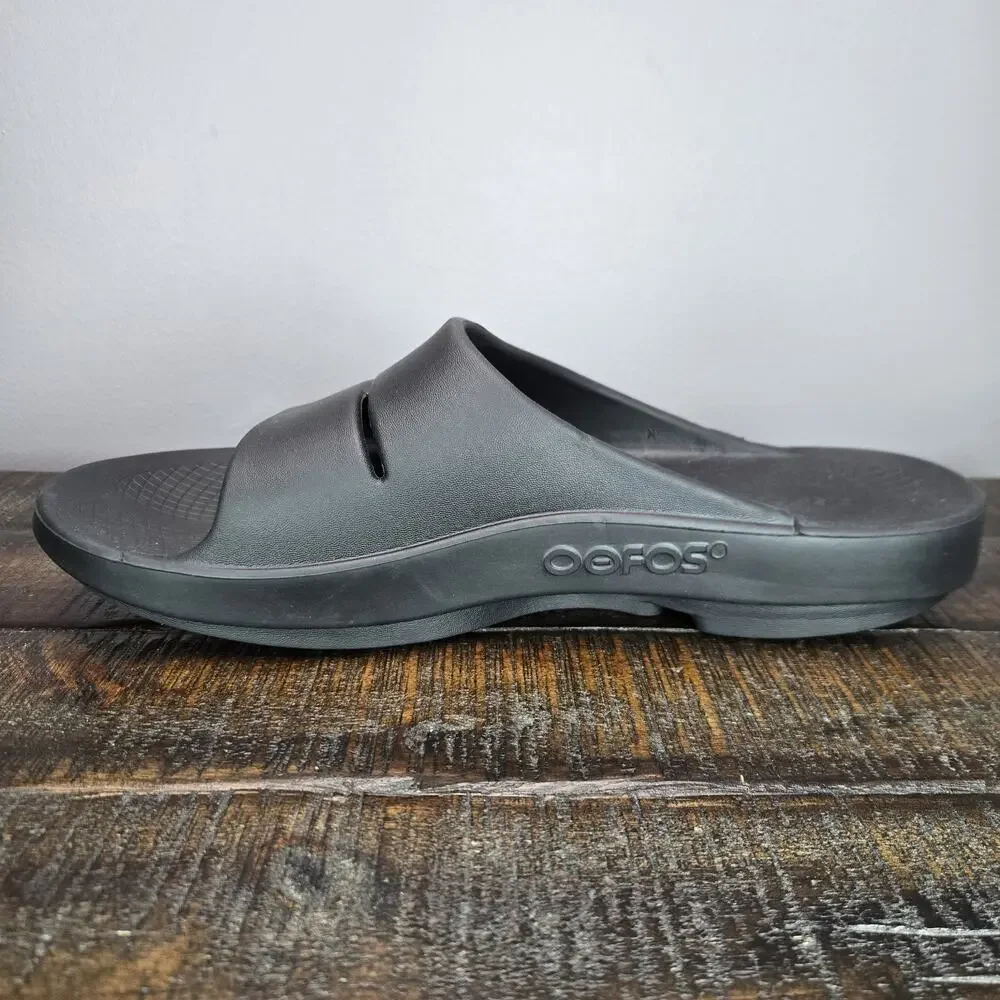 Oofos Ooahh Mens Size 12 Recovery Slip-On Comfort Flip Flops Sandals Black